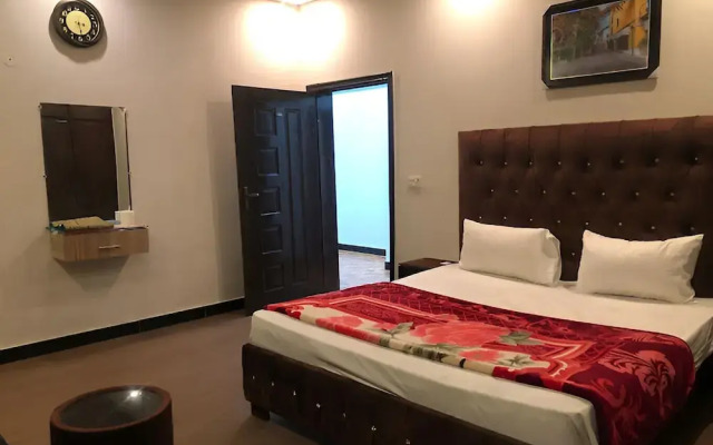 Defence Mark Hotel