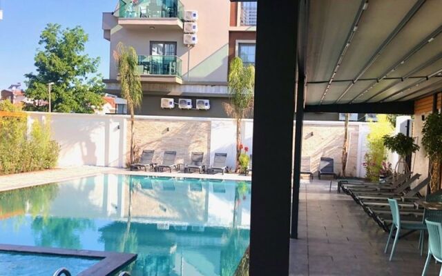 Juglans Suites