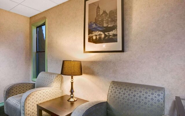 Travelodge Sea-Tac Airport North