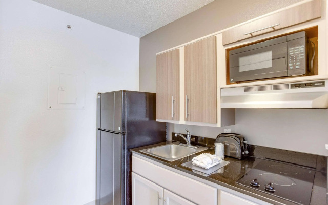 Sonesta Simply Suites Houston W Beltway