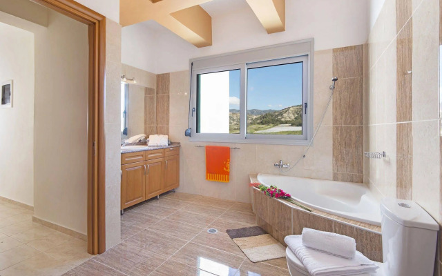White Pearl Villa Apolakkia