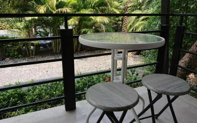 Lopburi Palm Resort
