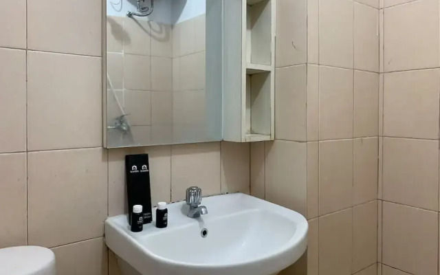 Warm And Cozy 2Br At Tifolia Apartment