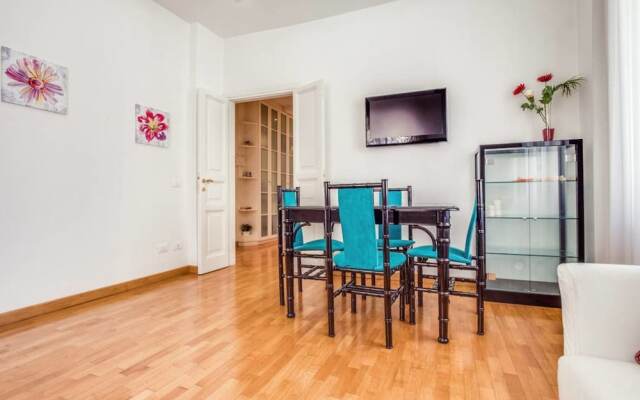Bright and Modern 2 bed Flat Near San Giovanni
