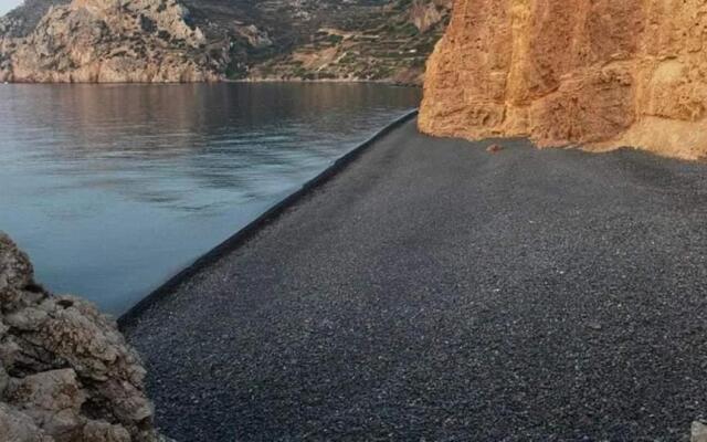 Studio apartment 1, Komi Beach