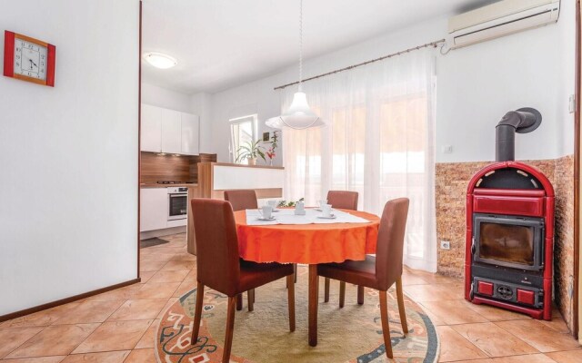 Beautiful Home in Selce With Wifi and 2 Bedrooms