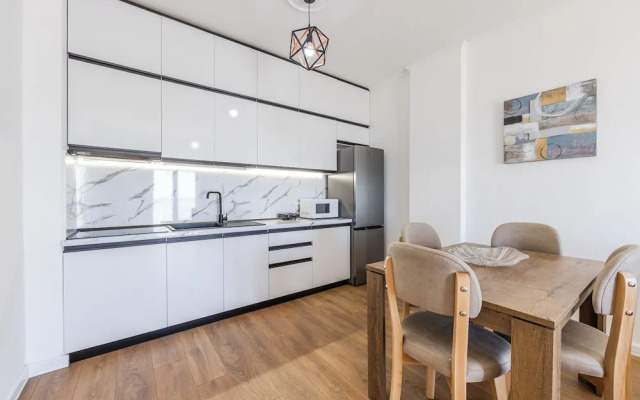 Joe's Seafront Apartment