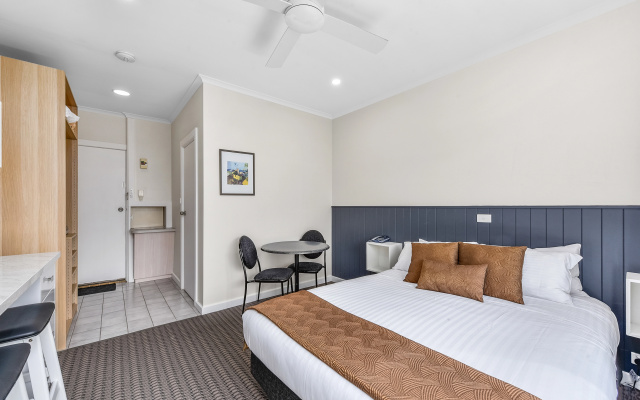 Comfort Inn The Lakes – Guest Rooms – Mount Gambier