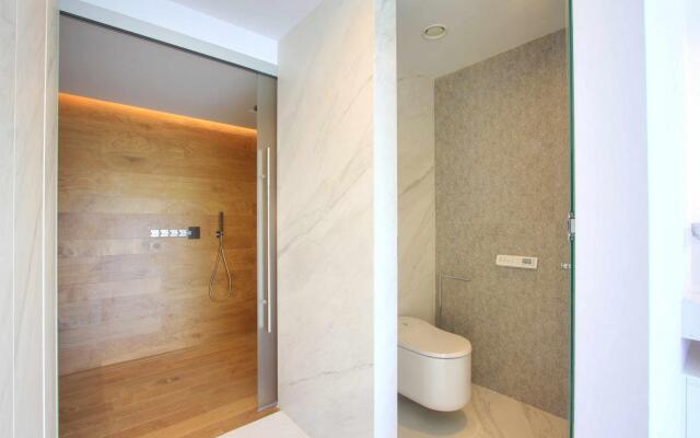 2244 - Modern Villa Puerto Banus