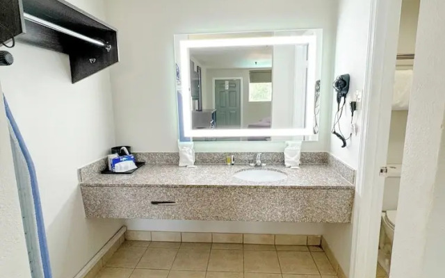 Quality Inn Harvey - New Orleans