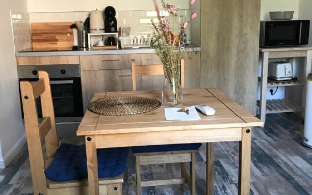 Charmant studio tout neuf avec coin jardin et hamac