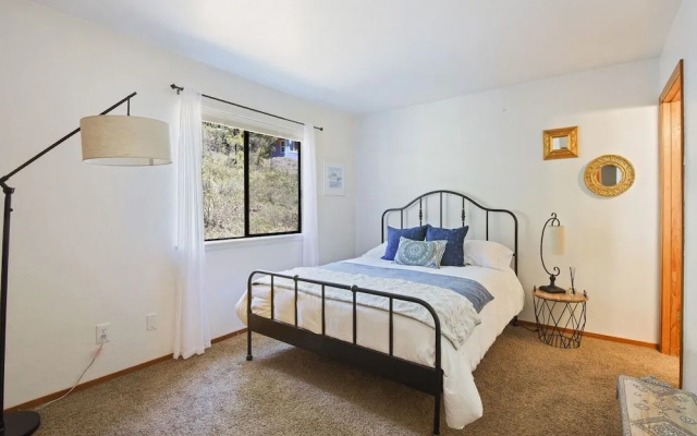 Palisades Point Prime Location!