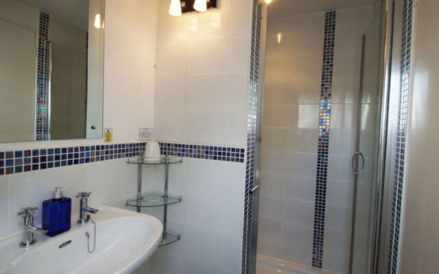 Holiday Home Bwthyn y Cwm