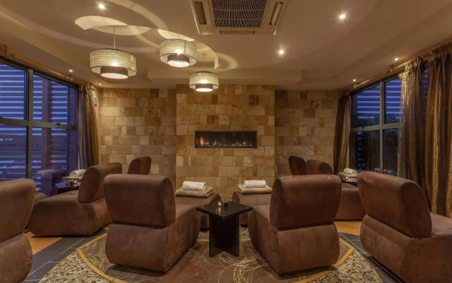 Radisson Sas Hotel And Spa