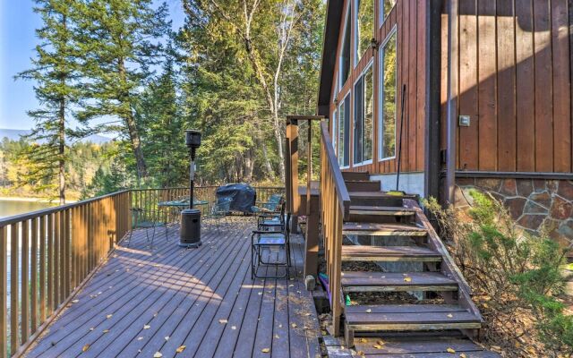 Riverfront Hungry Horse House With Large Deck!