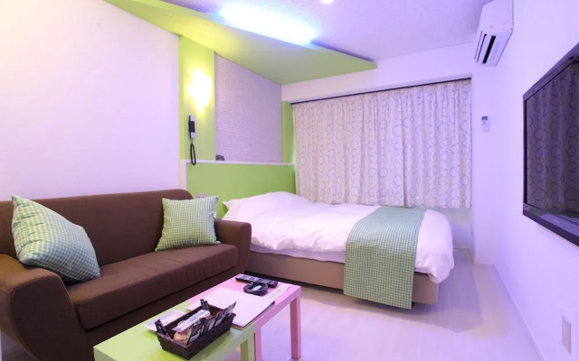 TOWN HOTEL Forty One