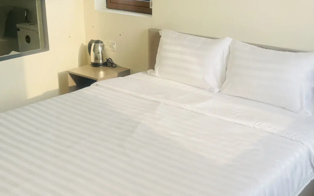 Rova105 Hotel