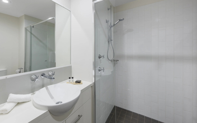 Oaks Brisbane on Margaret Suites