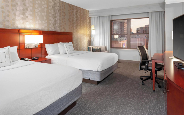 Courtyard by Marriott Downtown Memphis