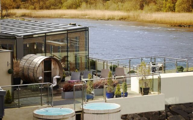 Ice House Hotel