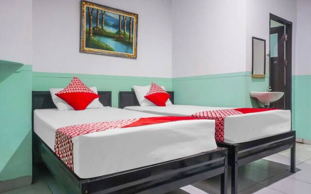 Hotel O Wisma Favorite Makassar Near Benteng Rotterdam