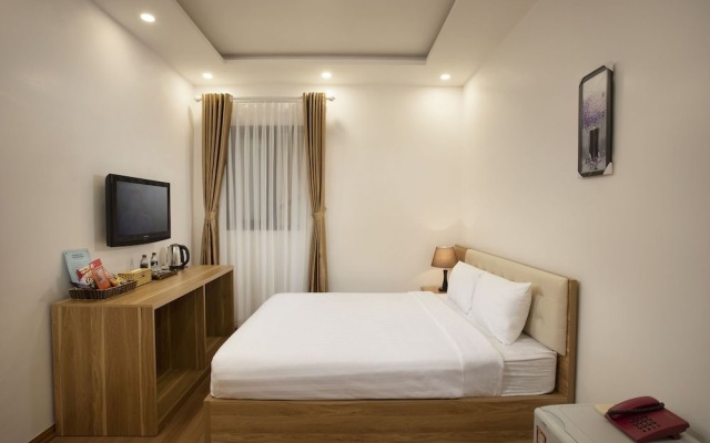 Cosmo Garden Hotel  Spa – Guest Rooms – Hanoi