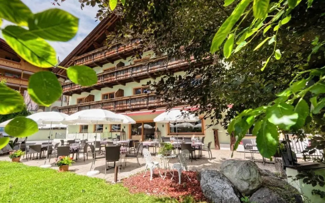 Das Posthaus stubai & smart hotel