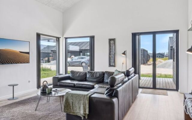 "Tuve" - 950m from the sea in NW Jutland