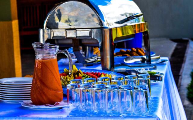 Sea Crest Hotel