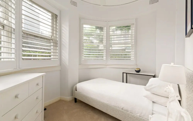 Spacious 3-bed Home in Princeton Pearl Double Bay – Guest Rooms – Sydney