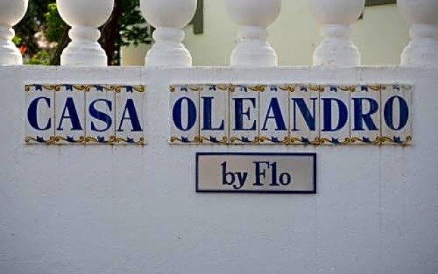 Casa Oléandro by Flo