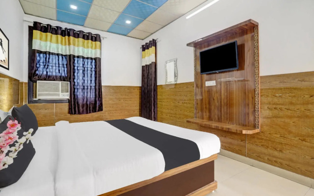 Hotel Pratap Plaza by OYO Rooms