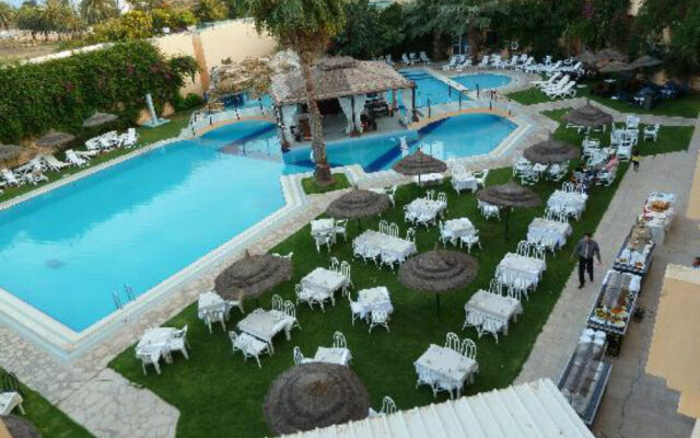 Hotel Byblos