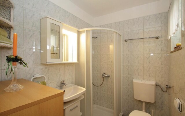 Beautiful Home in Labin With Wifi and 6 Bedrooms