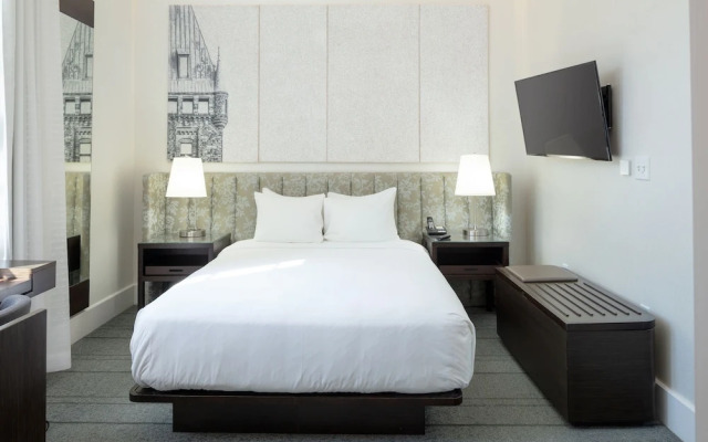 Hotel Henry Buffalo, Curio Collection By Hilton