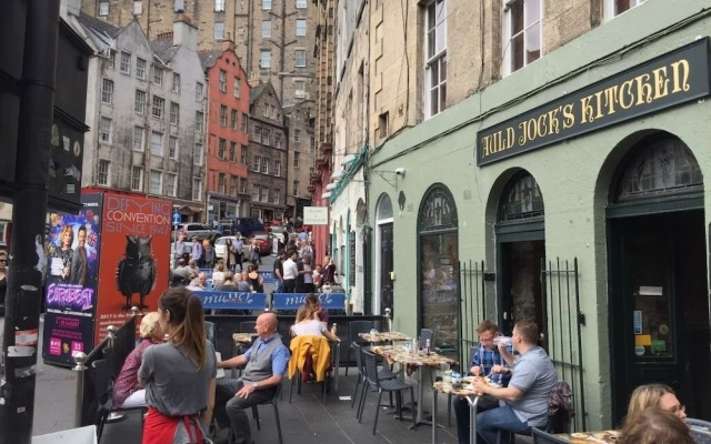 Royal Mile Apartments