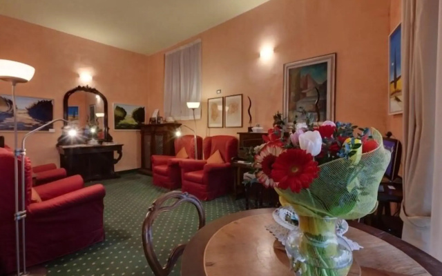 Arizona Hotel