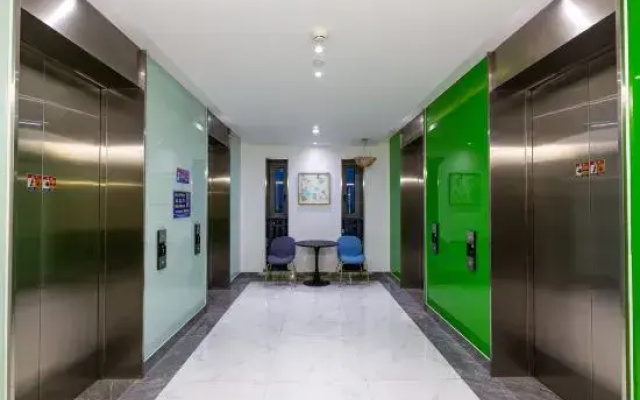 Chengguan high-altitude view apartment