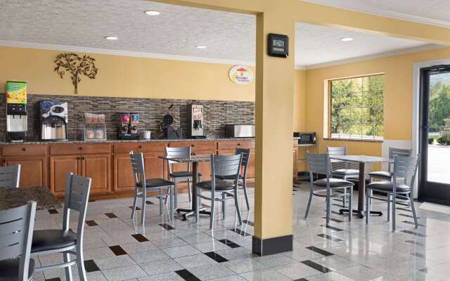 Super 8 by Wyndham Whites Creek/ Nashville NW Area