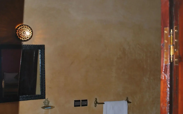 Riad Azalia
