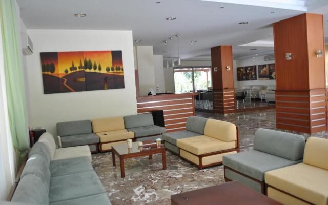 Hotel Ena
