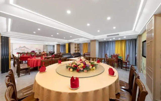 Kyriad Hotel (Heyuan Longchuan)