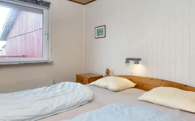 10 Person Holiday Home in Harboore