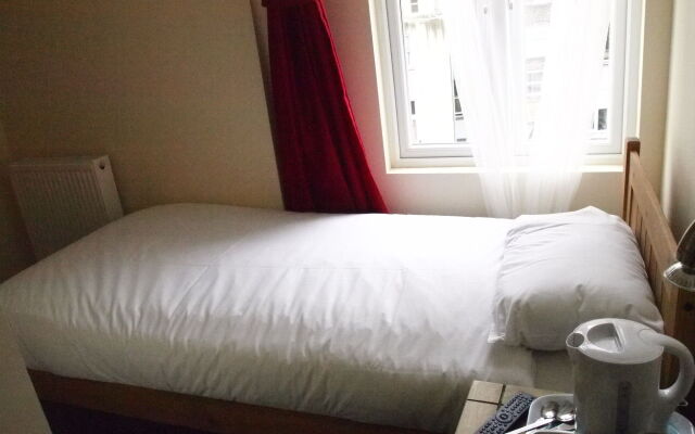 Earls Court Gardens Hotel