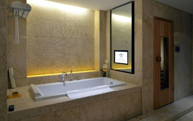 Howard Johnson IFC Plaza Ningbo