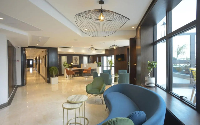 Maia Hotel Suites