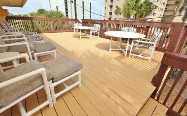 Coastal Waters 400B Apartment 3