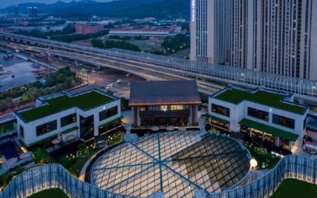 Landison Hotel Linan