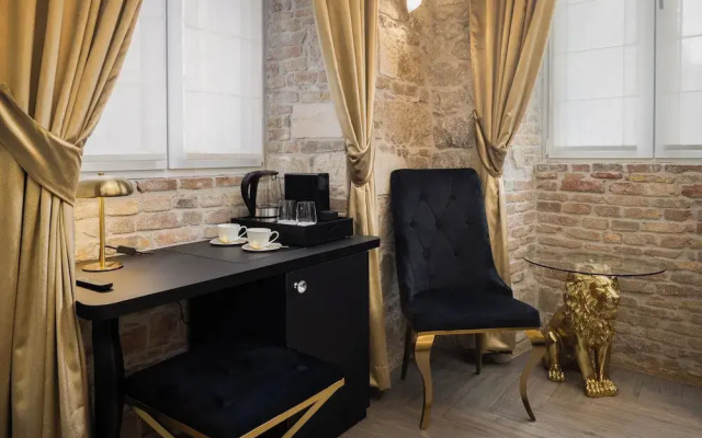Luxury rooms Golden Palace City Centre