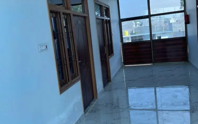 Goroomgo Ayodhya Dham Guest House Ayodhya